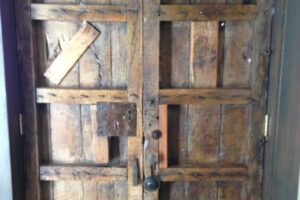 Sculpt-Art-Entry-Garage-Doors-29-767x1024 Sculpt-Art-Entry-Garage-Doors-29-767x1024